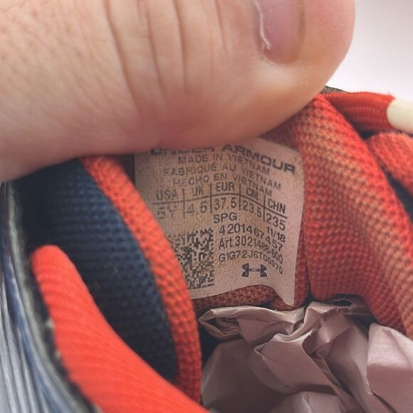 Under Armour ~ Bryce Harper USA Flag Baseball Cleats Men's Size 5Y - Picture 4 of 4